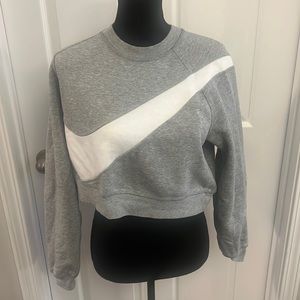 Nike cropped sweatshirt